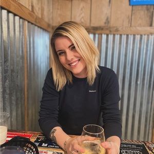 Meet your Posher, Hailey